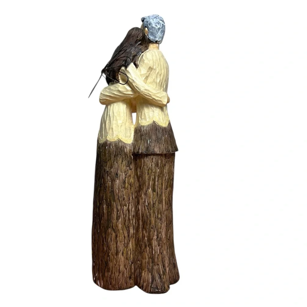 Handcarved Wooden Couple Embracing‎ 12” Figurine MCM Rustic Cottage Decor